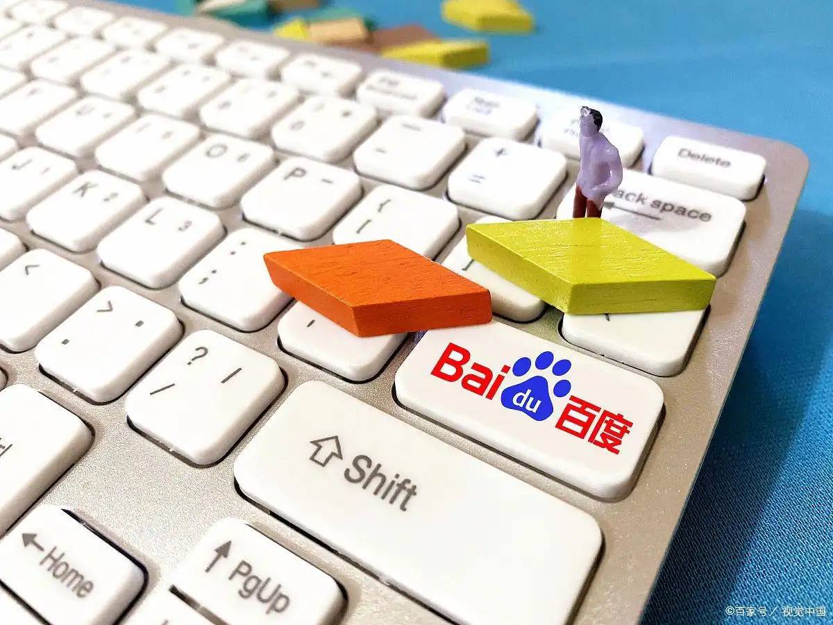 李兰迪走红毯听取美声一片